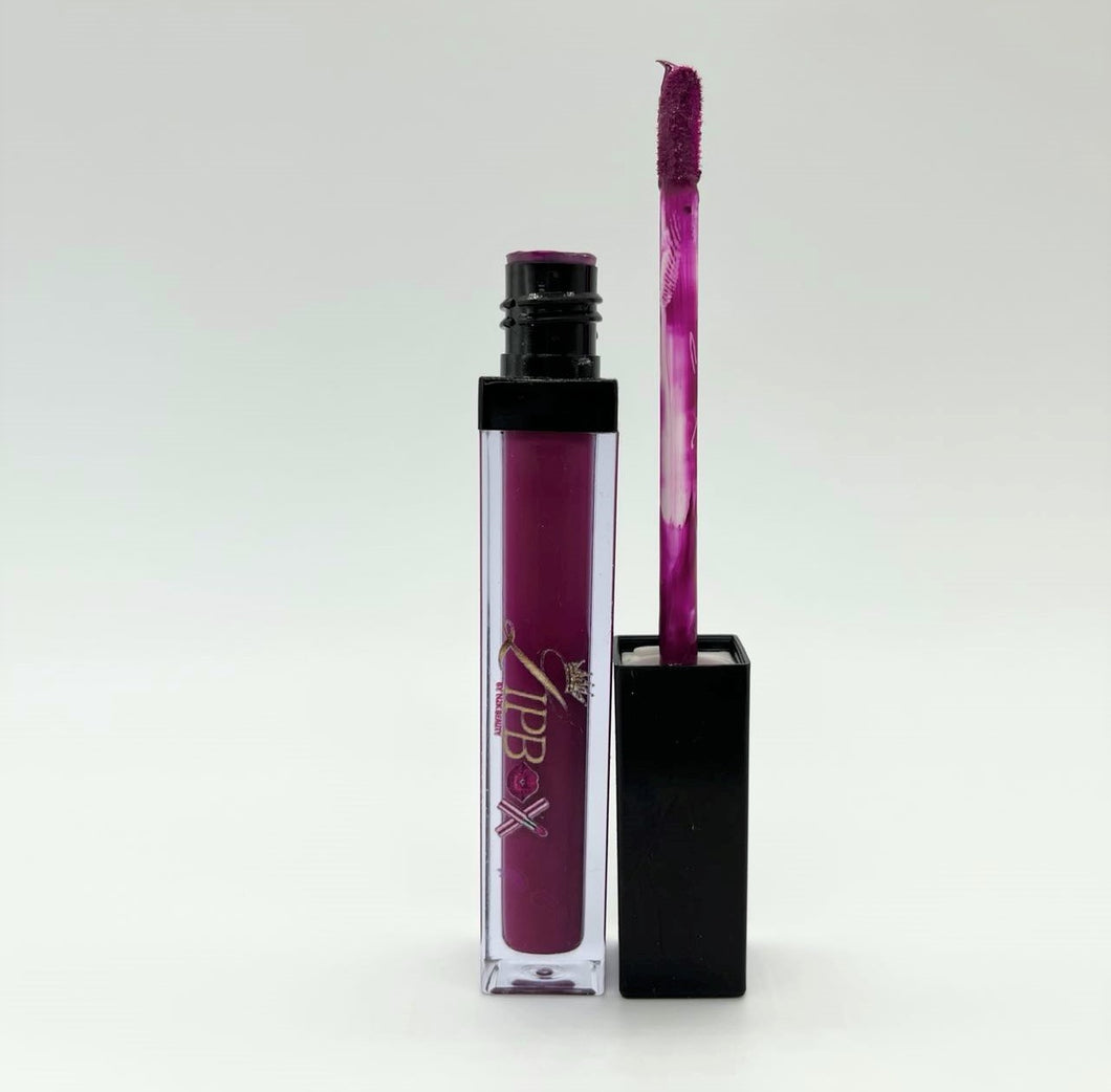 Light purple matte liquid lipstick
